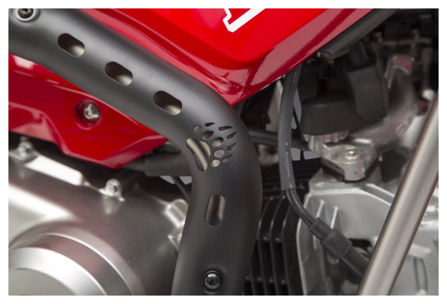 Yoshimura Race Straight Cyclone Exhaust System Honda Trail 125 2021-2023 7 Yoshimura Race Straight Cyclone Exhaust System Honda Trail 125 2021-2023 - Image 5